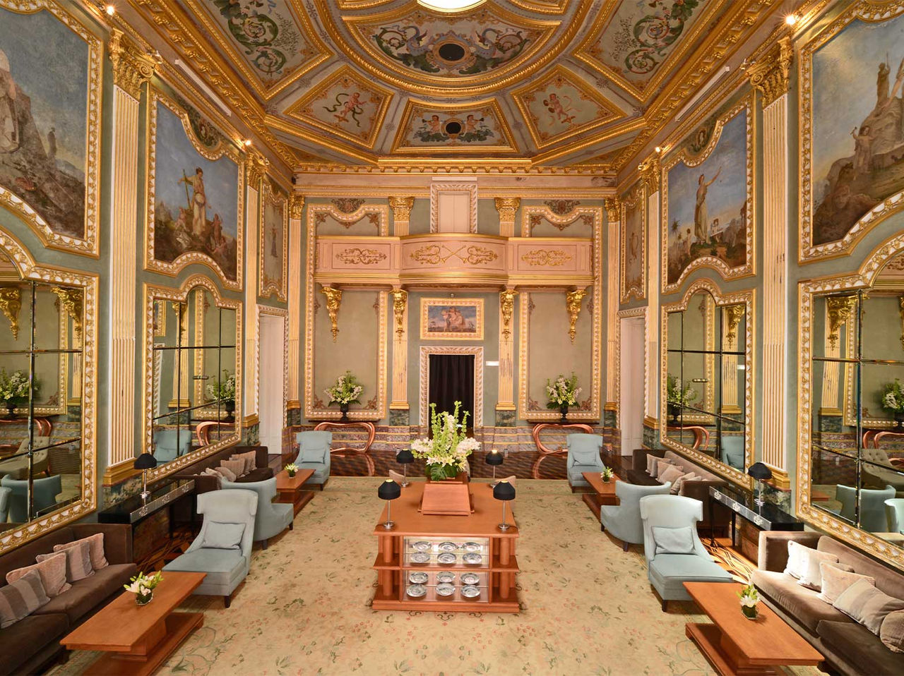 Sala histórica de um Palácio em Lisboa, restaurado do século XIX, de um hotel Pestana Collection em Portugal