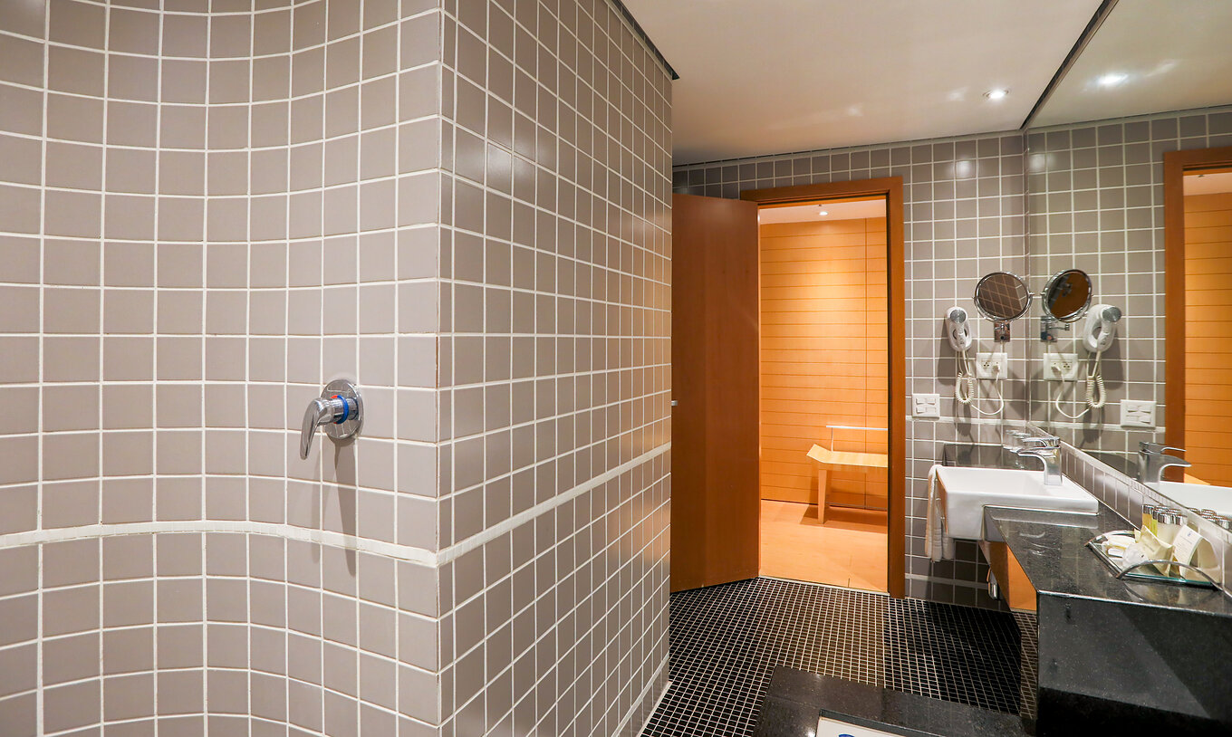 De Suite Master van Pestana Curitiba heeft een whirlpoolbad perfect om te ontspannen met een onderdompelbad